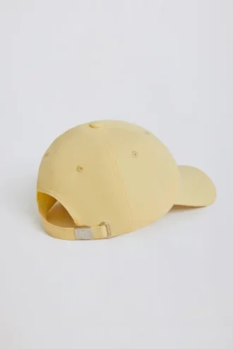 Șapcă de baseball în culoarea lămâie