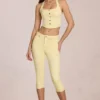 Blugi capri Anessa cu talie medie, în galben lămâie Blugi capri Anessa cu talie medie, în galben lămâie