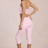 Blugi capri Anessa cu talie medie, în roz floare Blugi capri Anessa cu talie medie, în roz floare