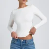 Bluză albă cu guler înalt, mâneci lungi și spate decupat, din modal, model Elli Bluză albă cu guler înalt, mâneci lungi și spate decupat, din modal, model Elli