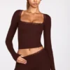 Bluză cu mâneci lungi și guler pătrat, din modal cu nervuri, Retta, în culoarea ciocolatiu Bluză cu mâneci lungi și guler pătrat, din modal cu nervuri, Retta, în culoarea ciocolatiu