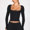 Bluză Retta cu mâneci lungi, cu guler pătrat, din modal cu nervuri, în negru