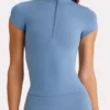 Bluză Soft Active cu fermoar pe un sfert în culoarea Marine Bluză Soft Active cu fermoar pe un sfert în culoarea Marine