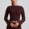 Bluză Wilona din tricot cu nervuri și decolteu în V, culoare Espresso Bluză Wilona din tricot cu nervuri și decolteu în V, culoare Espresso