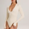 Body Elodie Modal cu mâneci lungi și decolteu adânc, în culoarea Ivory Body Elodie Modal cu mâneci lungi și decolteu adânc, în culoarea Ivory
