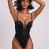 Body-ul de corset din satin cu decolteu adânc și șireturi Yelda, negru