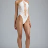 Body-ul de vară cu șnururi și gât halter, de culoare ivoriu Body-ul de vară cu șnururi și gât halter, de culoare ivoriu
