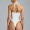 Body-ul de vară cu șnururi și gât halter, de culoare ivoriu Body-ul de vară cu șnururi și gât halter, de culoare ivoriu