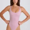 Body-ul din jersey de bumbac elastic, cu spate încrucișat, în nuanța mov Body-ul din jersey de bumbac elastic, cu spate încrucișat, în nuanța mov