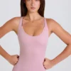 Body-ul din jersey de bumbac elastic, cu spate încrucișat, în nuanța mov Body-ul din jersey de bumbac elastic, cu spate încrucișat, în nuanța mov