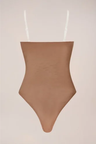 Body-ul fără bretele Intimates în culoarea miere