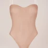 Body-ul fără bretele Intimates în culoarea piersică caldă Body-ul fără bretele Intimates în culoarea piersică caldă