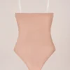 Body-ul fără bretele Intimates în culoarea piersică caldă Body-ul fără bretele Intimates în culoarea piersică caldă