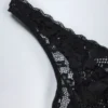 Body Zayla din dantelă transparentă cu decolteu adânc și margini festonate, negru Body Zayla din dantelă transparentă cu decolteu adânc și margini festonate, negru