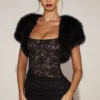 Bolero cu mâneci scurte din blană artificială Revia, negru Bolero cu mâneci scurte din blană artificială Revia, negru