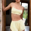 Braletă cu gât pătrat în culoarea lămâie Braletă cu gât pătrat în culoarea lămâie