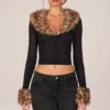 Cardigan Lola din plasă transparentă cu bordură din blană artificială, negru Cardigan Lola din plasă transparentă cu bordură din blană artificială, negru