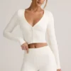 Cardigan scurt cu nervuri din modal Kiva, în culoarea alb Cardigan scurt cu nervuri din modal Kiva, în culoarea alb
