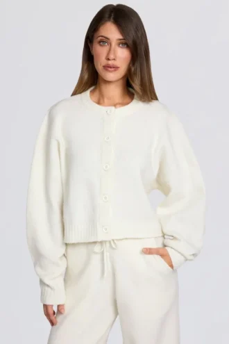 Cardigan scurt din tricot, de culoare ivoriu Cardigan scurt din tricot, de culoare ivoriu