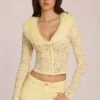Cardigan Solaya din dantelă cu bordură din blană artificială, în culoarea galben lămâie Cardigan Solaya din dantelă cu bordură din blană artificială, în culoarea galben lămâie