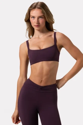 Sutien sport Soft Active cu detalii de cusături, culoare prune