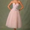 Corset fără cupe, cu șireturi și ornamente, Elia, în roz floral Corset fără cupe, cu șireturi și ornamente, Elia, în roz floral