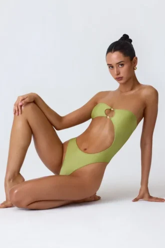 Costum de baie bandeau cu decupaje și ornamente din mărgele, în culoarea verde pară Costum de baie bandeau cu decupaje și ornamente din mărgele, în culoarea verde pară