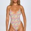 Costum de baie Sicily întreg cu spate decupat, cu imprimeu multicolor strălucitor