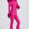 Costum de schi ajustat, impermeabil, cu glugă din blană artificială, în roz magenta Costum de schi ajustat, impermeabil, cu glugă din blană artificială, în roz magenta