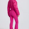 Costum de schi impermeabil, căptușit, cu curea, în roz magenta Costum de schi impermeabil, căptușit, cu curea, în roz magenta