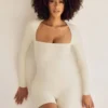 Costum integral Rue cu mâneci lungi și gât pătrat, culoare ivoriu Costum integral Rue cu mâneci lungi și gât pătrat, culoare ivoriu