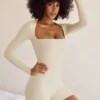 Costum integral Rue cu mâneci lungi și gât pătrat, culoare ivoriu Costum integral Rue cu mâneci lungi și gât pătrat, culoare ivoriu