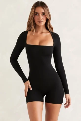 Costum integral Rue cu mâneci lungi și gât pătrat, negru