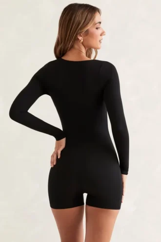 Costum integral Rue cu mâneci lungi și gât pătrat, negru