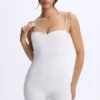 Costum integral Vera din modal, cu decolteu în formă de inimă și spate decupat, de culoare albă Costum integral Vera din modal, cu decolteu în formă de inimă și spate decupat, de culoare albă