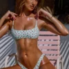 Costume de baie imprimat, cu talie joasă și decupaj lateral, în culoarea mentă Costume de baie imprimat, cu talie joasă și decupaj lateral, în culoarea mentă