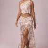 Fustă maxi asimetrică cu volane Romy, cu imprimeu floral Primrose Fustă maxi asimetrică cu volane Romy, cu imprimeu floral Primrose