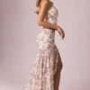Fustă maxi asimetrică cu volane Romy, cu imprimeu floral Primrose Fustă maxi asimetrică cu volane Romy, cu imprimeu floral Primrose