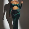 Fustă maxi din catifea Nixie cu talie medie, în culoarea verde smarald Fustă maxi din catifea Nixie cu talie medie, în culoarea verde smarald