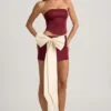 Fustă mini din satin cu detaliu fundă și talie joasă Carola, în culoarea roșu vin Fustă mini din satin cu detaliu fundă și talie joasă Carola, în culoarea roșu vin