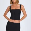 Fustă mini Issa cu talie joasă și croi curbat, în culoarea negru Fustă mini Issa cu talie joasă și croi curbat, în culoarea negru