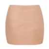 Fustă slip micro mini din plasă moale, cu talie joasă, de la Intimates, în culoarea piersică caldă Fustă slip micro mini din plasă moale, cu talie joasă, de la Intimates, în culoarea piersică caldă