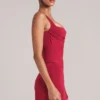 Fustă ultra mini bodycon Tula cu talie medie și fante, în roșu cireș Fustă ultra mini bodycon Tula cu talie medie și fante, în roșu cireș