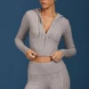 Hanorac cu glugă și fermoar, cu model tricotat în relief, în gri melanj