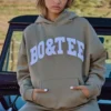 Hanorac oversized cu glugă, culoare verde măslin deschis Hanorac oversized cu glugă, culoare verde măslin deschis