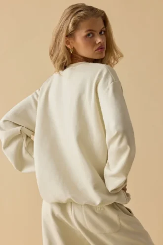 Hanorac oversized cu guler rotund, culoare bej Hanorac oversized cu guler rotund, culoare bej