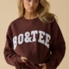 Hanorac oversized cu guler rotund, culoare mahon Hanorac oversized cu guler rotund, culoare mahon