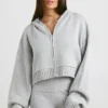Hanorac scurt cu glugă și fermoar TRUE din tricot gros, în culoarea gri melanj Hanorac scurt cu glugă și fermoar TRUE din tricot gros, în culoarea gri melanj