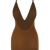 Intimates Intimates Rochie Mini din plasă moale, cu multiple moduri de purtare, în culoarea castan Intimates Intimates Rochie Mini din plasă moale, cu multiple moduri de purtare, în culoarea castan