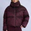 Jachetă de schi impermeabilă, cropped și oversized, în culoarea burgund Jachetă de schi impermeabilă, cropped și oversized, în culoarea burgund